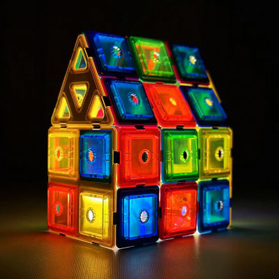 comprare 3d Magnetic Building Blocks Casa a forma di OEM Bambini Giocattoli didattici Campione gratuito online manufacture