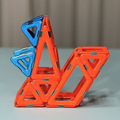 comprare Piccolo scoiattolo adorabile e piastrelle magnetiche di mela giocattoli a forma di animale per le menti creative online manufacture