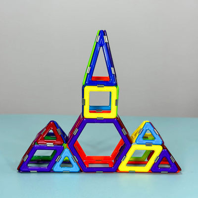 Piccolo castello Magnetico Giocattoli di costruzione Blocchi di costruzione Set STEM Colorato per bambini