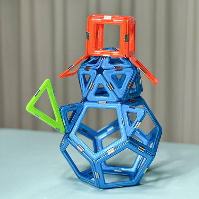 Uomo di neve forma piastrelle magnetiche geometriche blocchi di costruzione per le menti creative